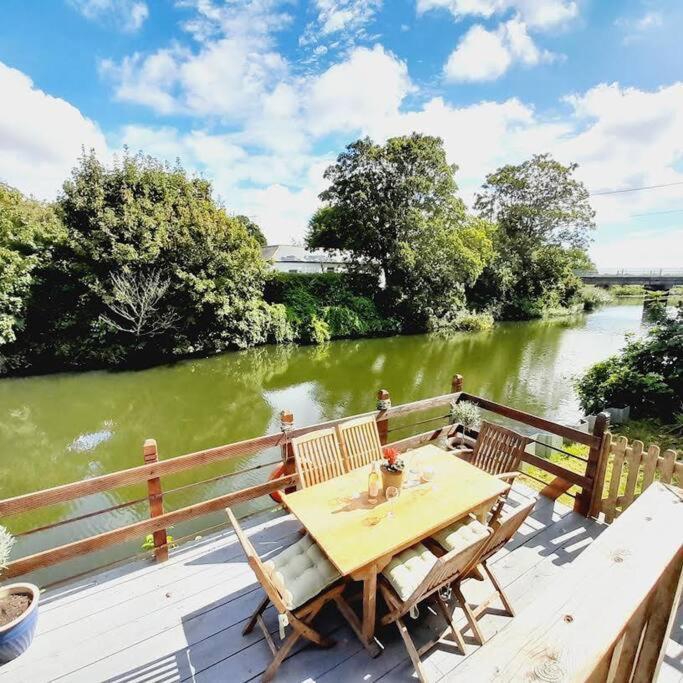 Riverside Escape Iden Rye Vila Exterior foto