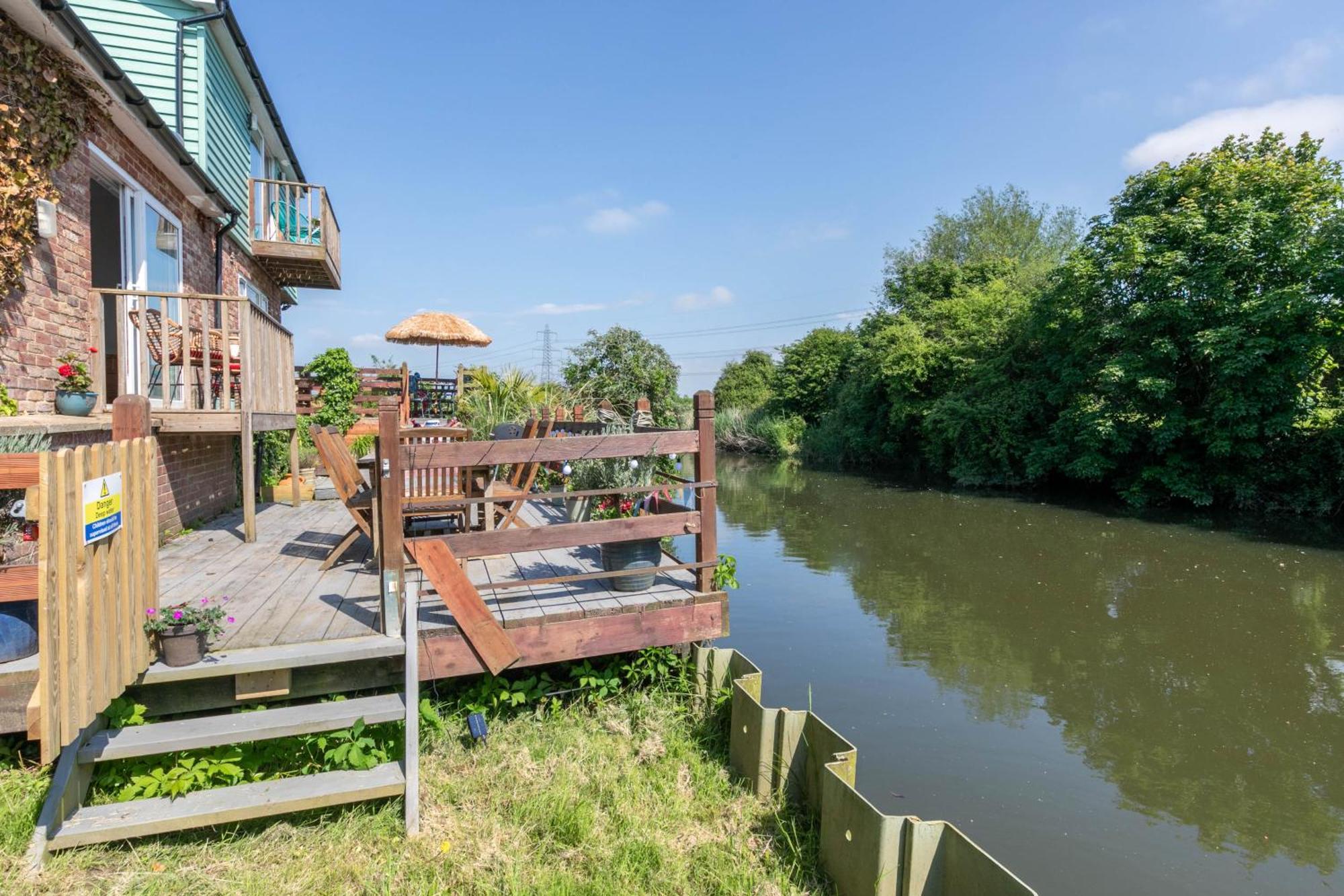 Riverside Escape Iden Rye Vila Exterior foto